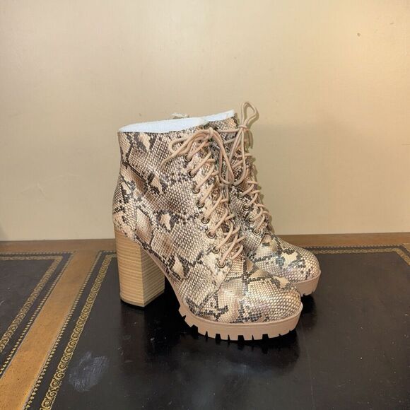 Soda Snake Skin Print Leather Heel Stacked Boots Women’s Size 9 - Picture 1 of 6